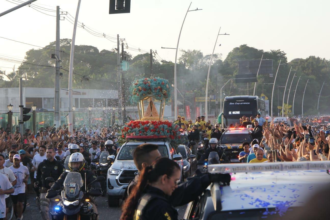 Fé e emoção marcam passagem da Imagem Peregrina durante Romaria Rodoviária.